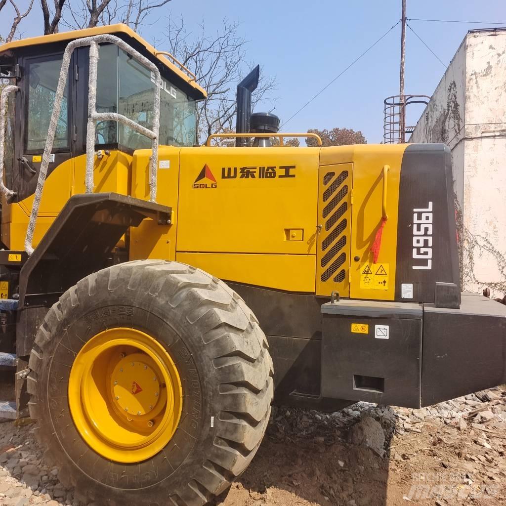 SDLG LG 956 L Pale gommate
