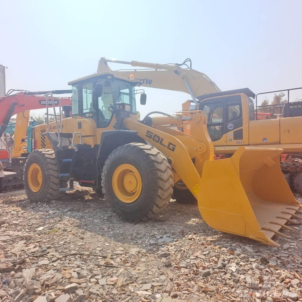SDLG LG 956 L Pale gommate