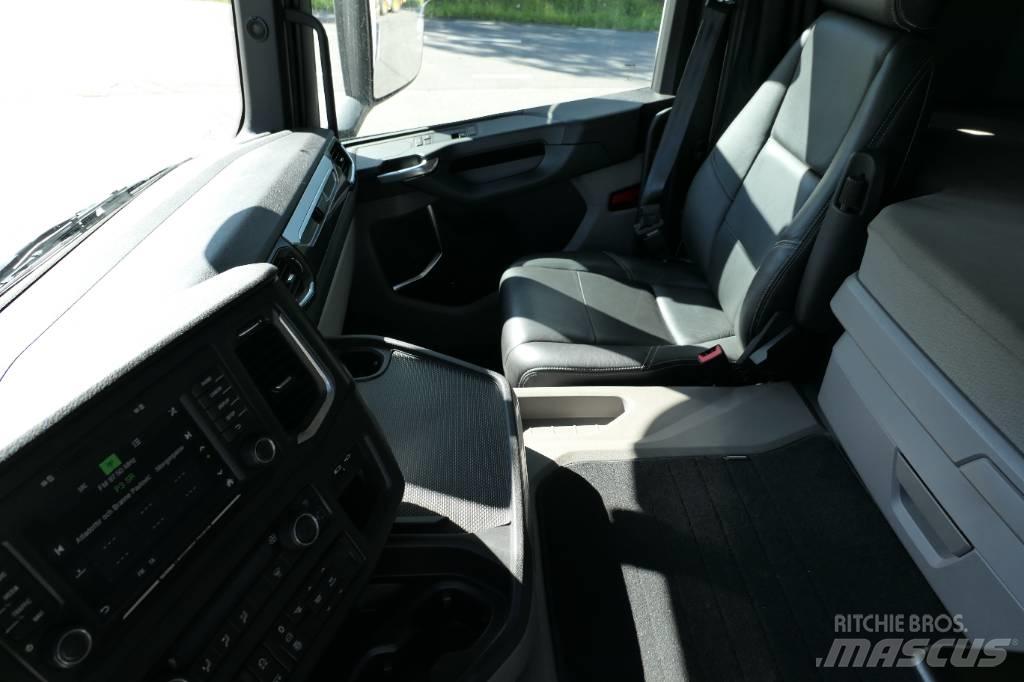 Scania G500B6x2NB Camion con gancio di sollevamento