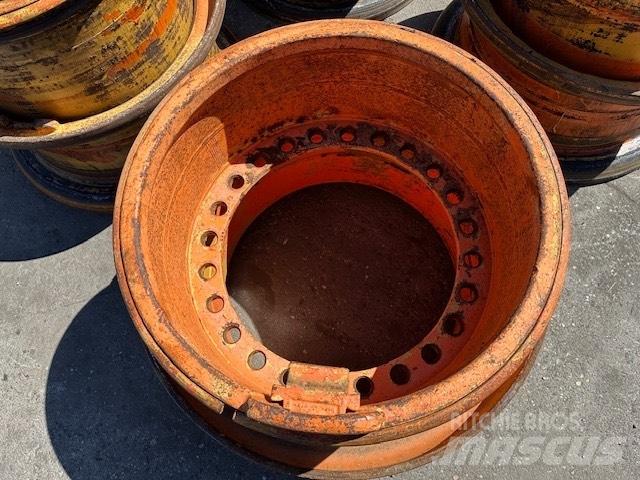 Hitachi LX 290 RIMS Pneumatici, ruote e cerchioni