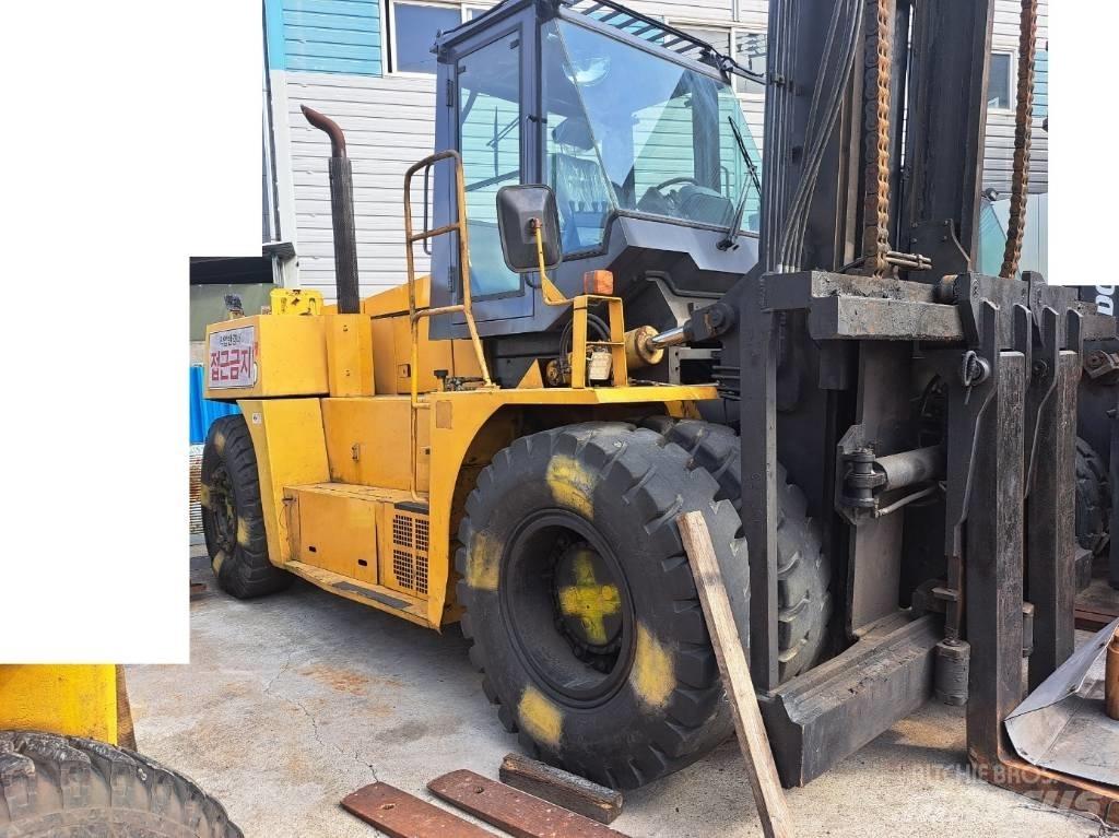 TCM FD200 Carrelli elevatori-Altro