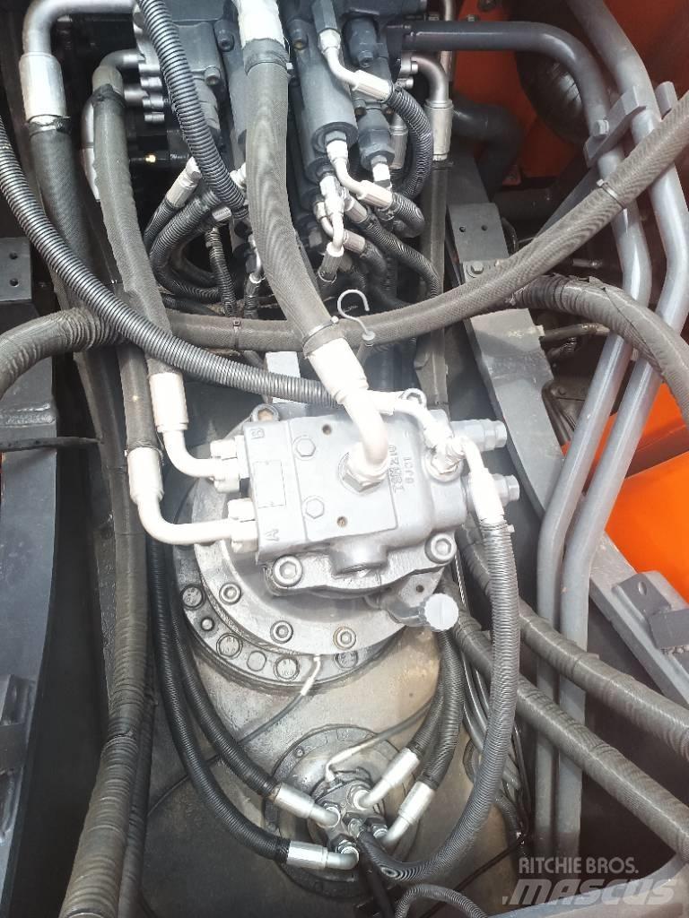Doosan DX 225LC-9C Escavatori cingolati