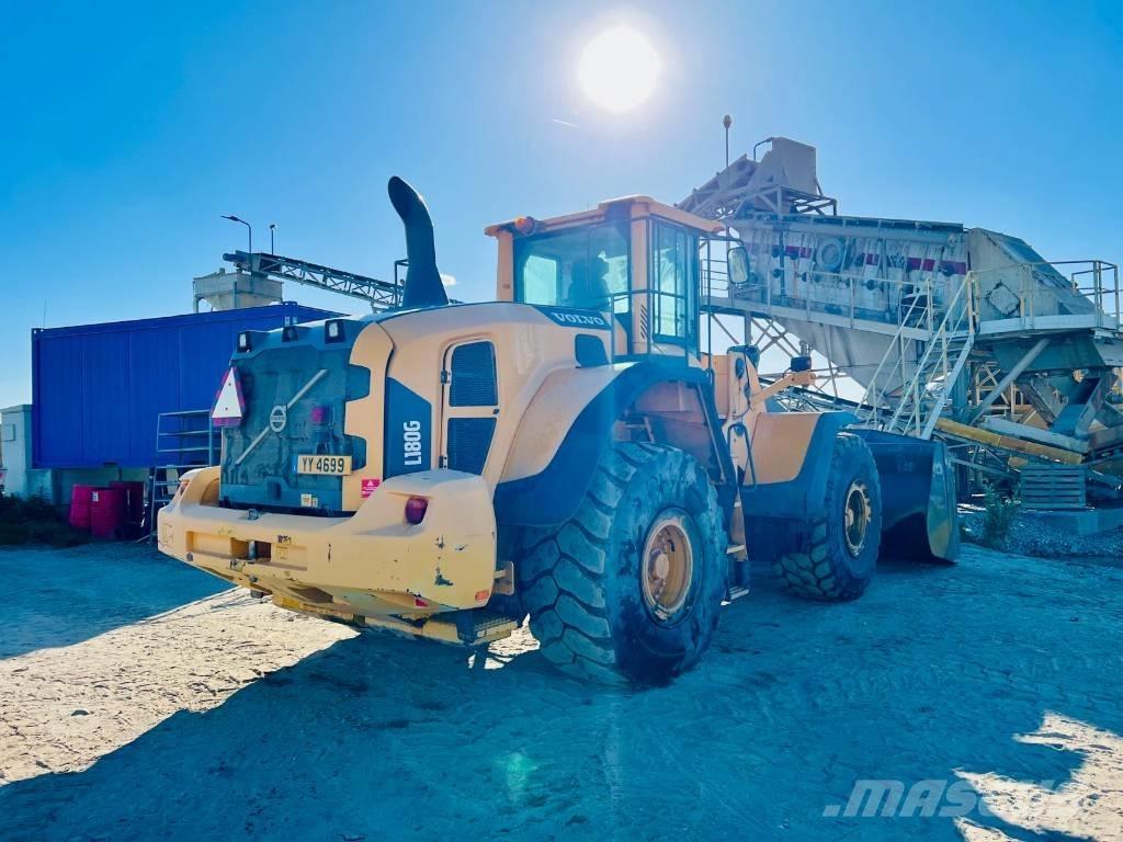 Volvo L 180 G Pale gommate