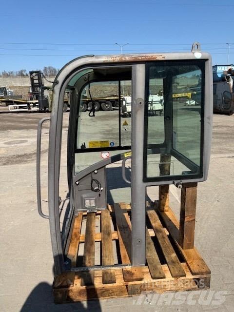 Volvo EC15 C CAB Cabine e interni