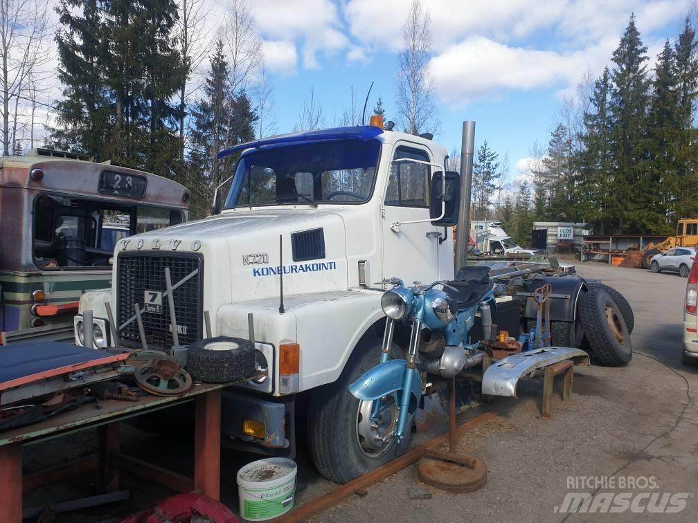 Volvo N7 4X2 Motrici scarrabili
