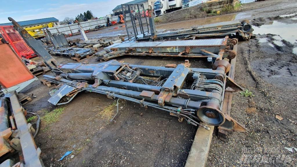  Hooklift DAMAGED Ganci scarrabili