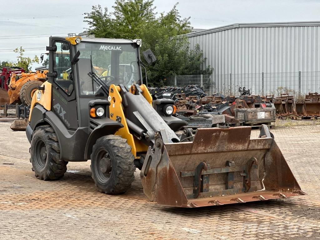 Mecalac AX 850 Pale gommate