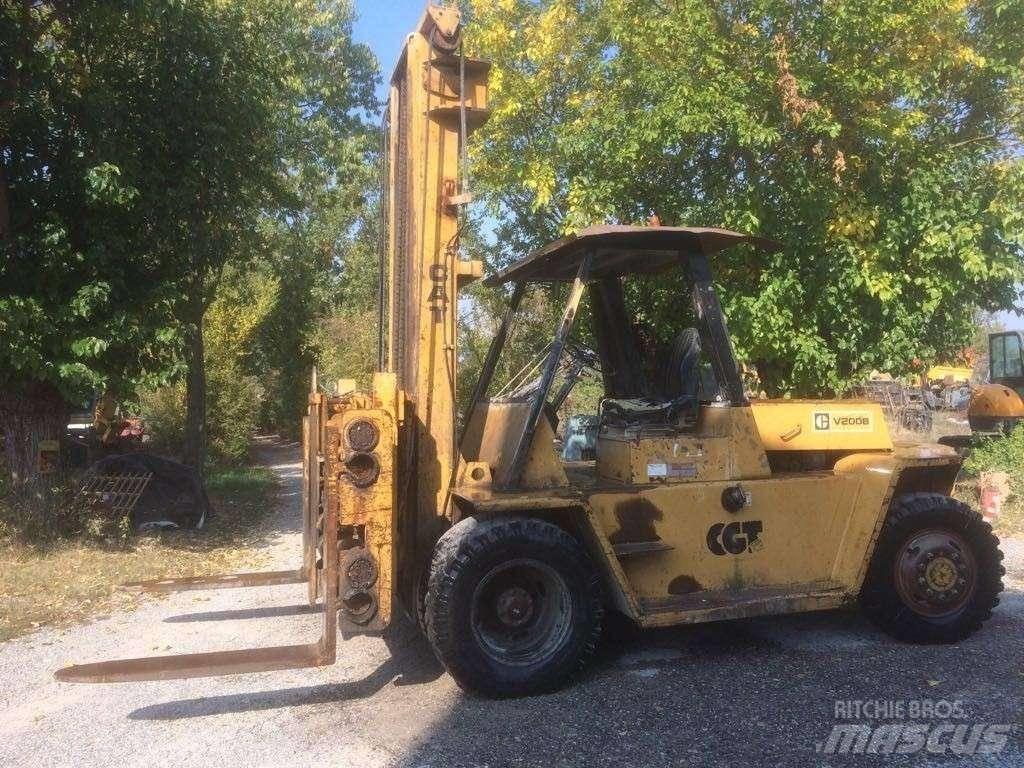 CAT V 200 B Carrelli elevatori diesel