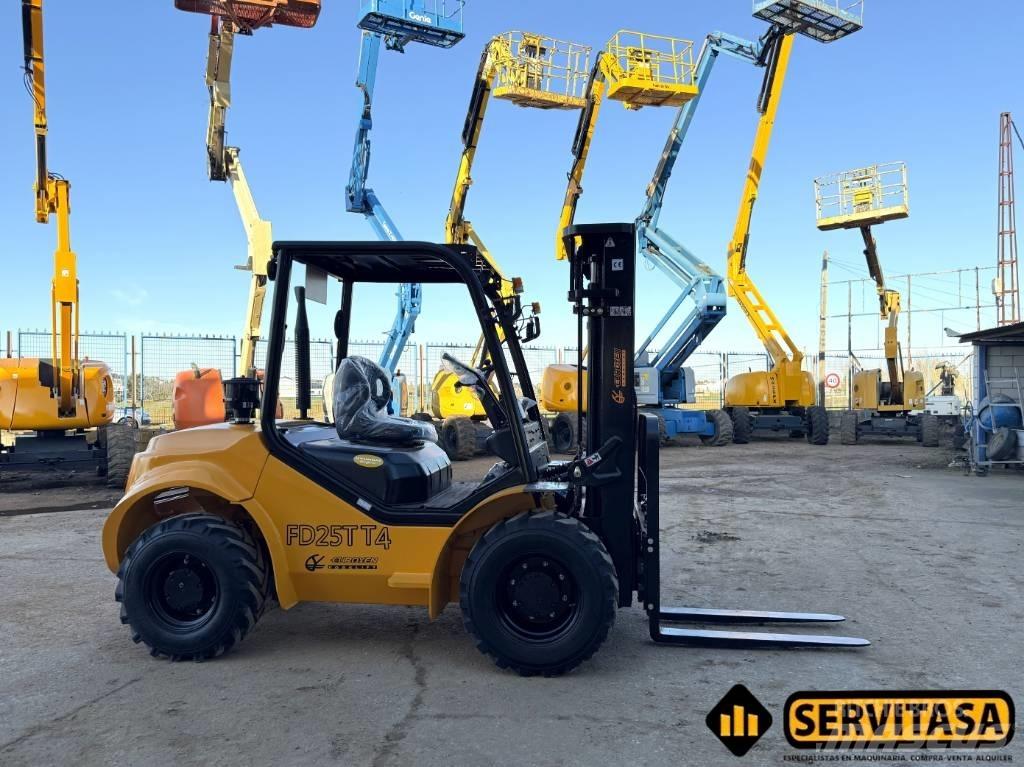  EUROYEN FD25TT4 Carrelli elevatori diesel