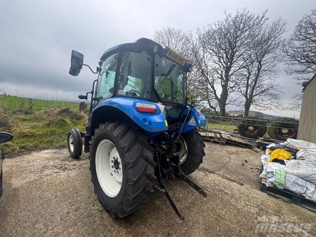 New Holland T 4.65 Trattori