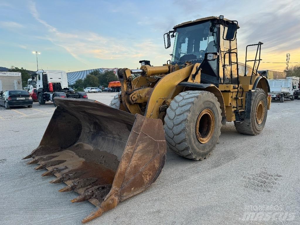 CAT 950H Pale gommate