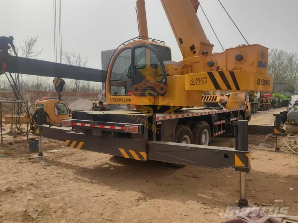 XCMG QY25K5D_1 Gru per tutti i terreni