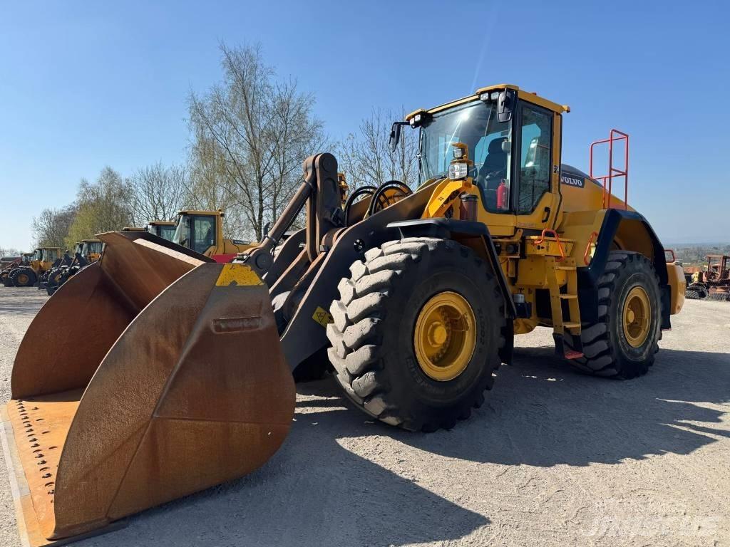 Volvo L 180 H Pale gommate