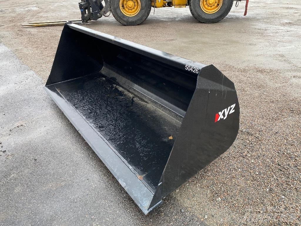 XYZ Snöskopa 240 Accessori per pale frontali