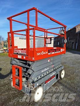 SkyJack SJ III 4632 Piattaforme a pantografo