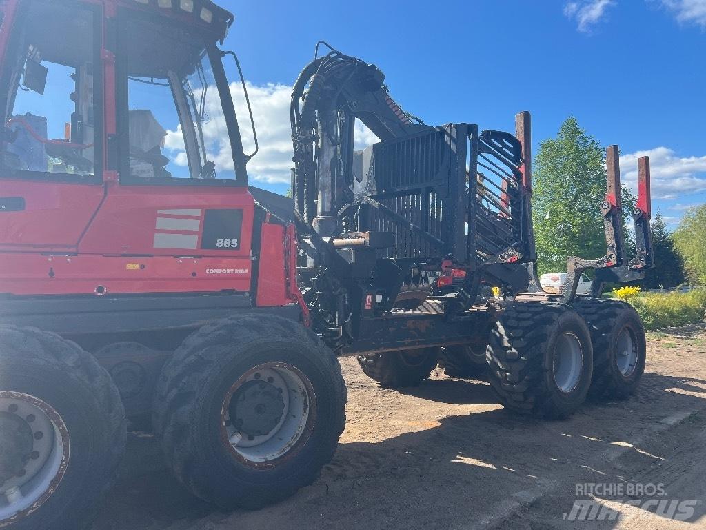 Komatsu 865 Forwarder