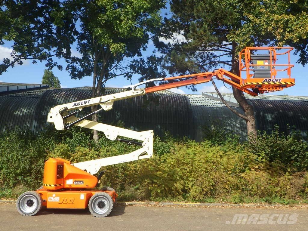JLG E450AJ Piattaforme a braccio articolato