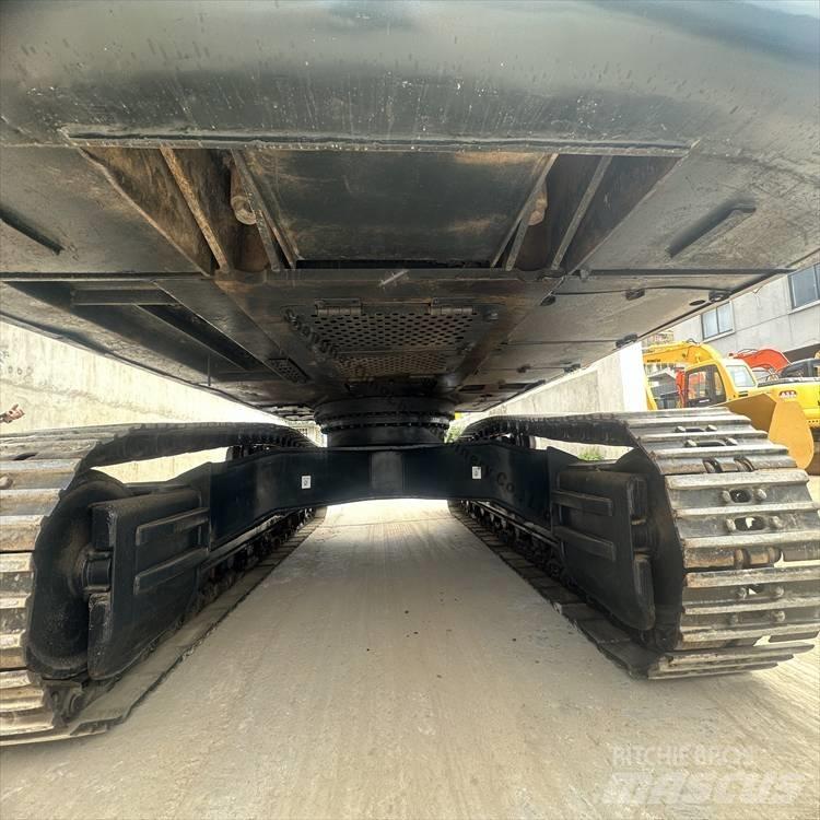 Hyundai 330 Escavatori cingolati