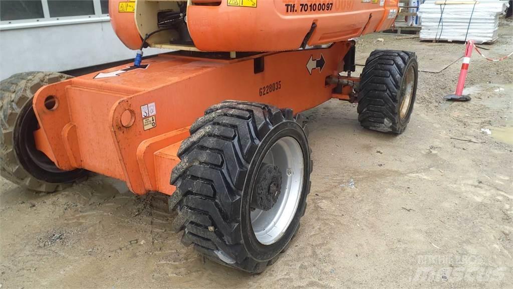 JLG 860SJ Piattaforme a braccio telescopico