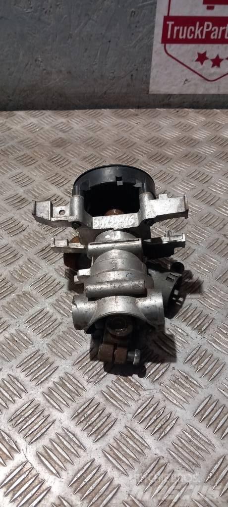 Scania R 420   1421785 Cabine e interni