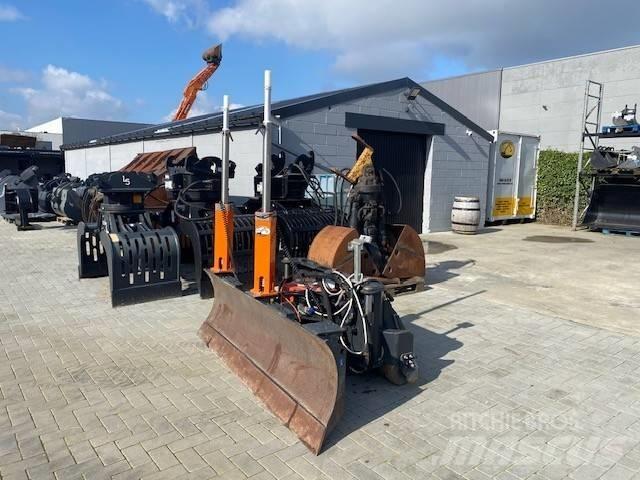 Takeuchi TL 230 Mini Pale Gommate