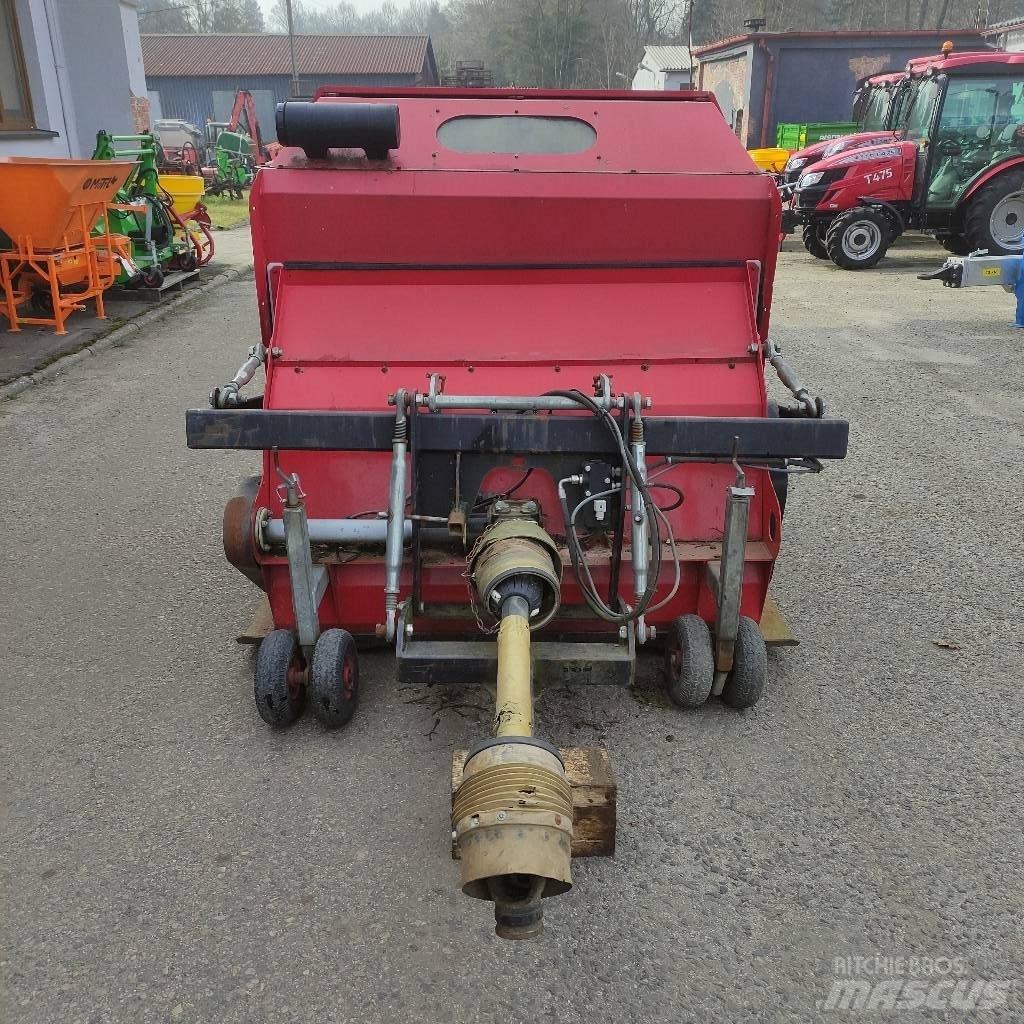 Turf Maker Tidy Falciatrici trainate