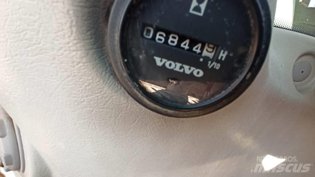 Volvo EC 240 C L Escavatori cingolati