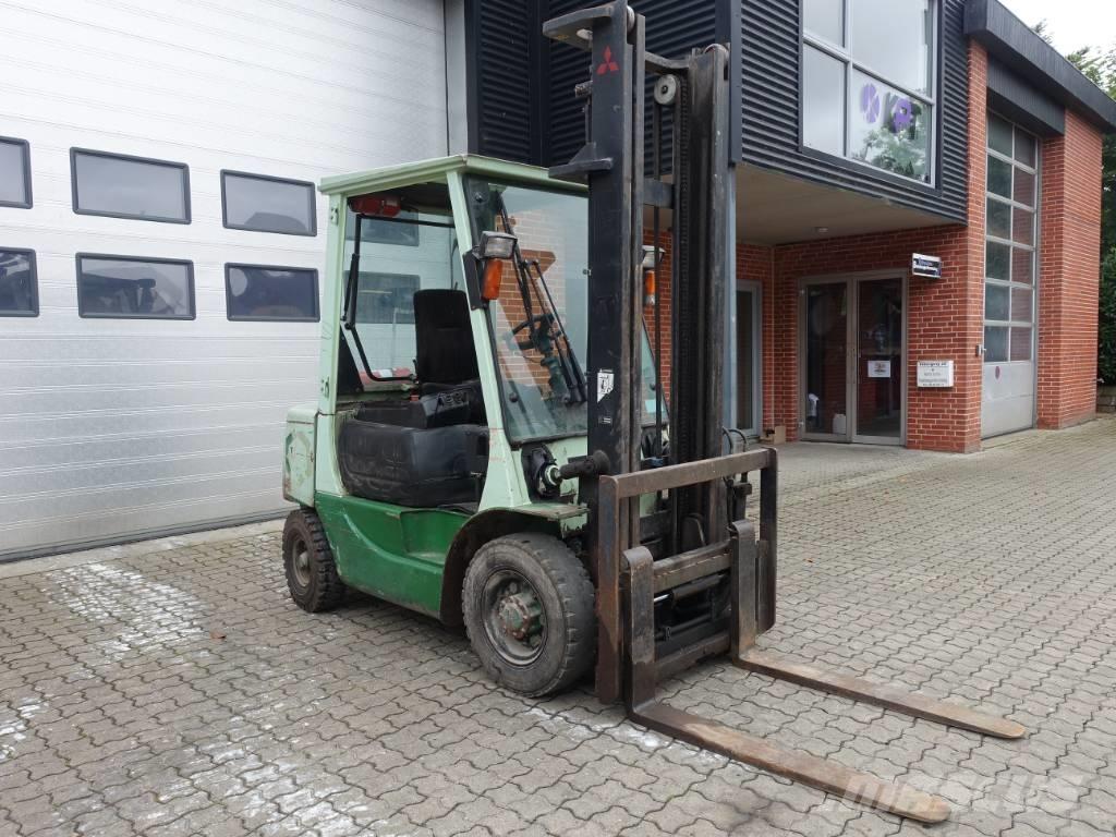 Mitsubishi FD 25 T Carrelli elevatori diesel