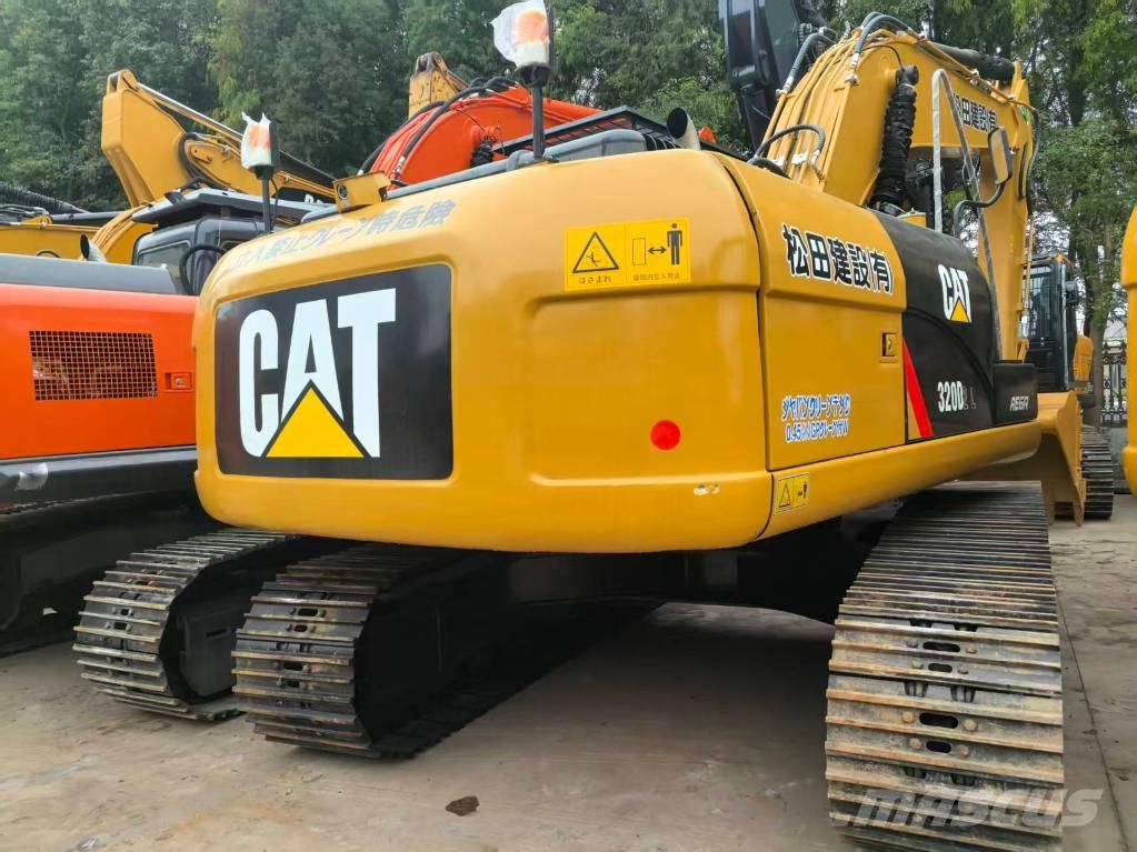 CAT 320D2 Escavatori cingolati
