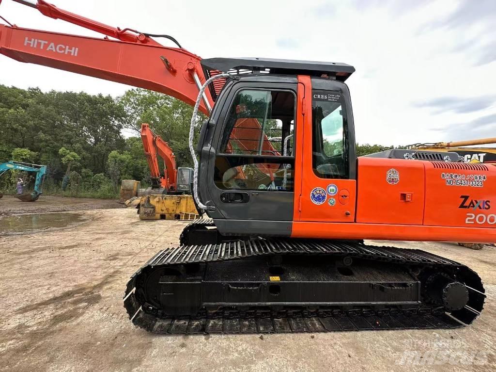 Hitachi ZX 200 Miniescavatori
