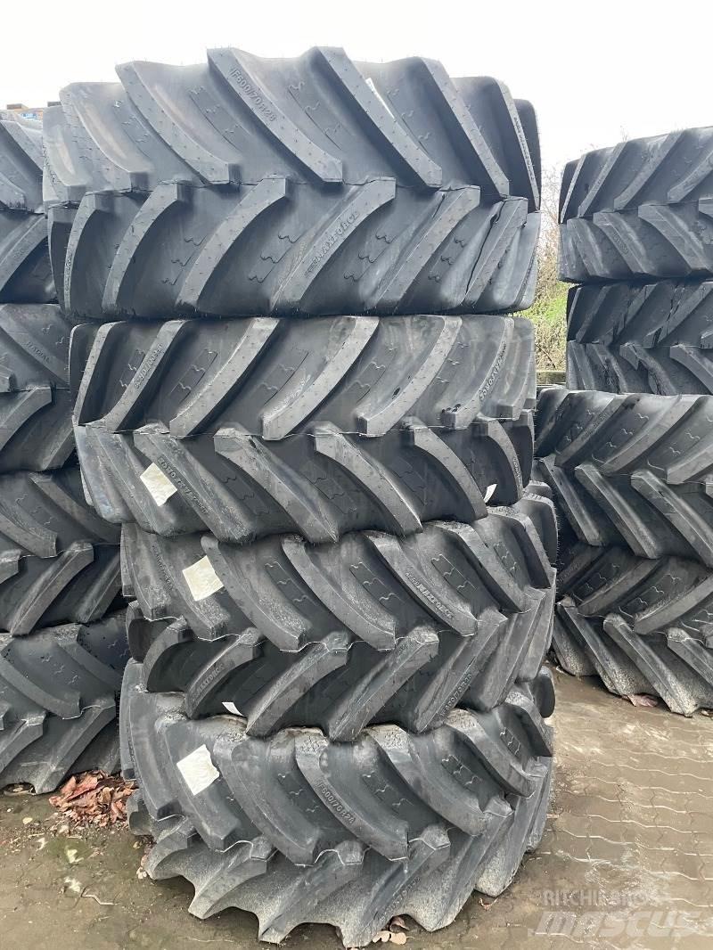 BKT IF 600/70R28 Pneumatici, ruote e cerchioni