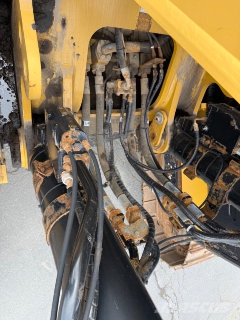 CAT 374 F L Escavatori cingolati