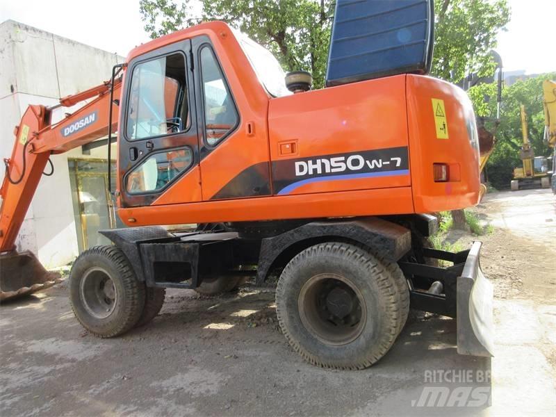 Doosan DH150W-7 Escavatori gommati