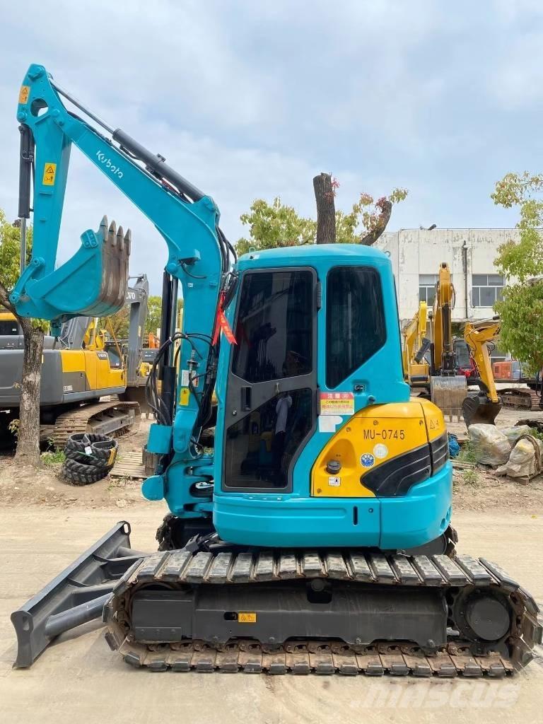 Kubota U40 Miniescavatori