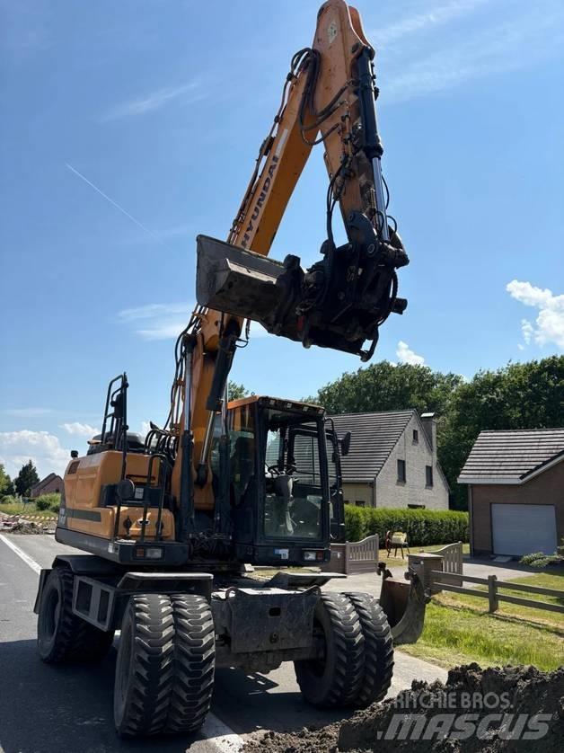 Hyundai HW 140 Escavatori gommati