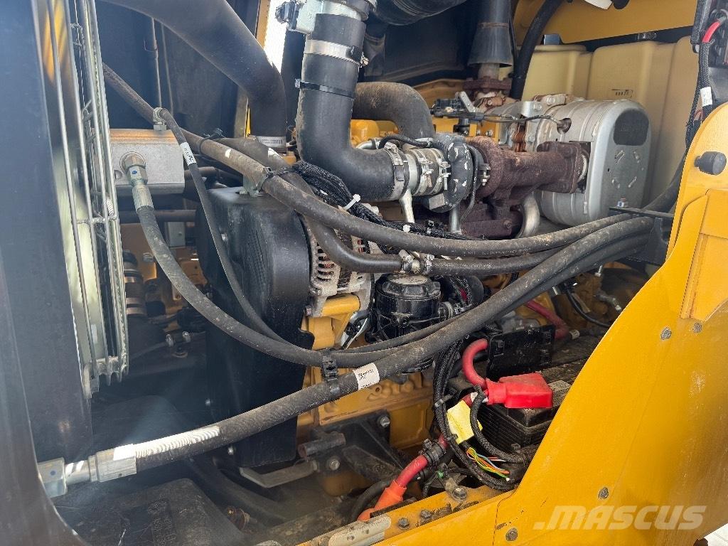 CAT 914 K Pale gommate