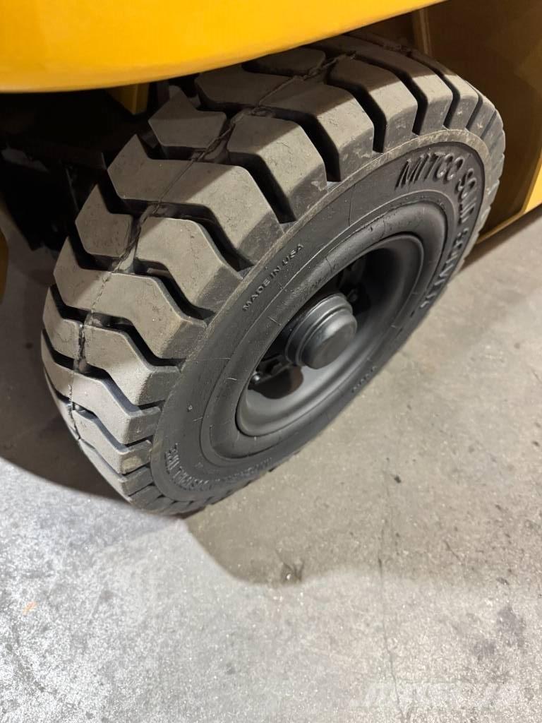 CAT GP 25 K Carrelli elevatori-Altro