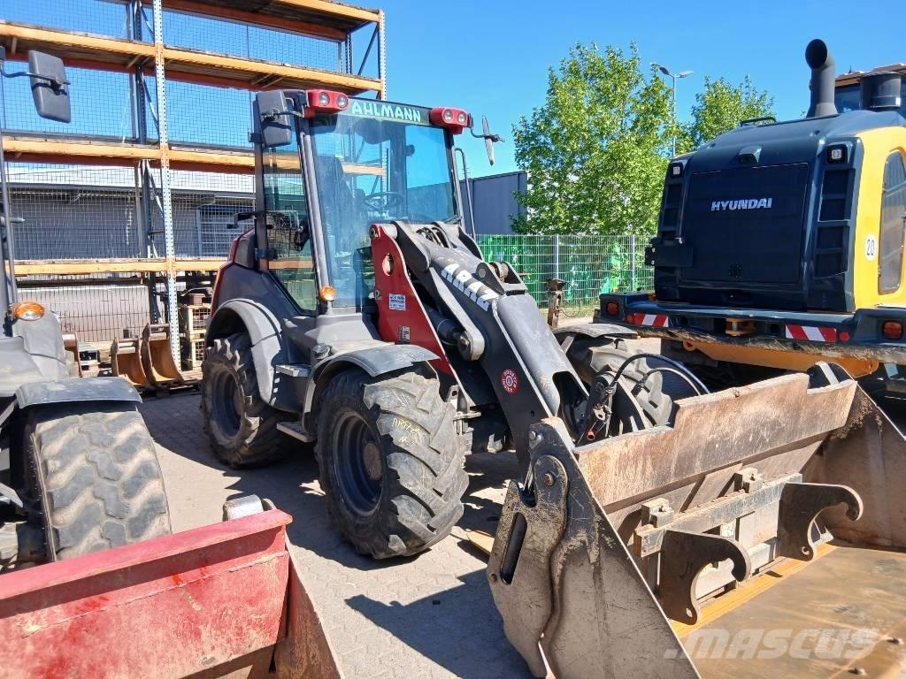 Mecalac AF 1200 Pale gommate