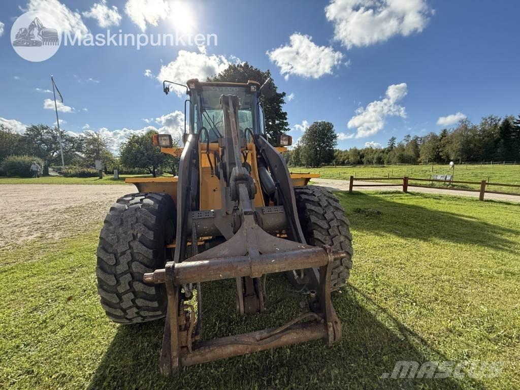 Volvo L 40 B Pale gommate