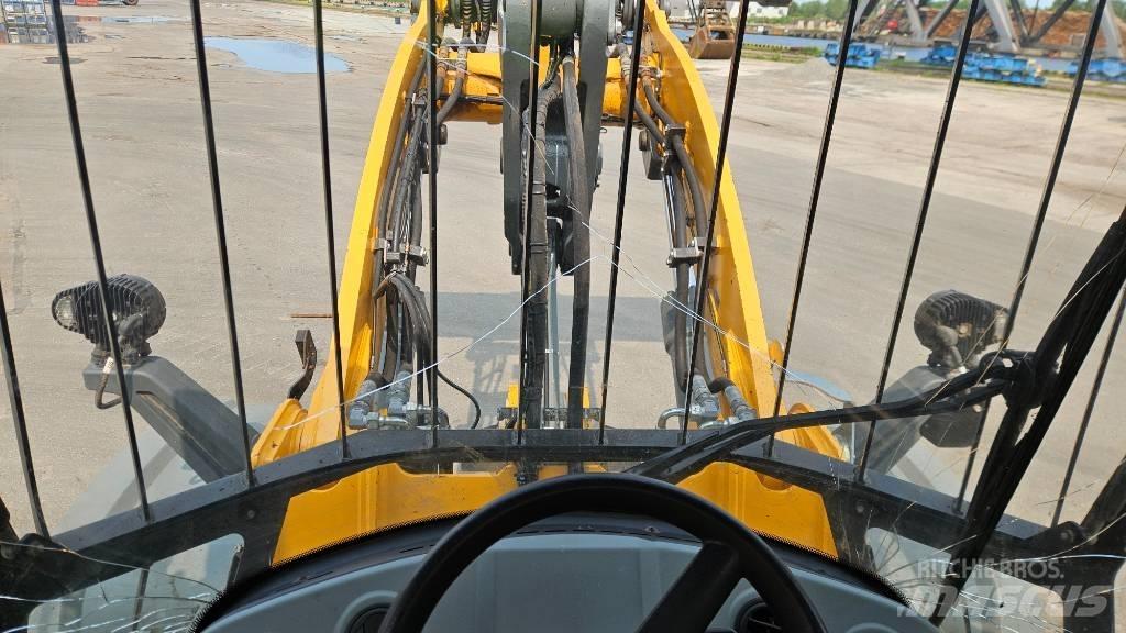 Liebherr L 550 Pale gommate