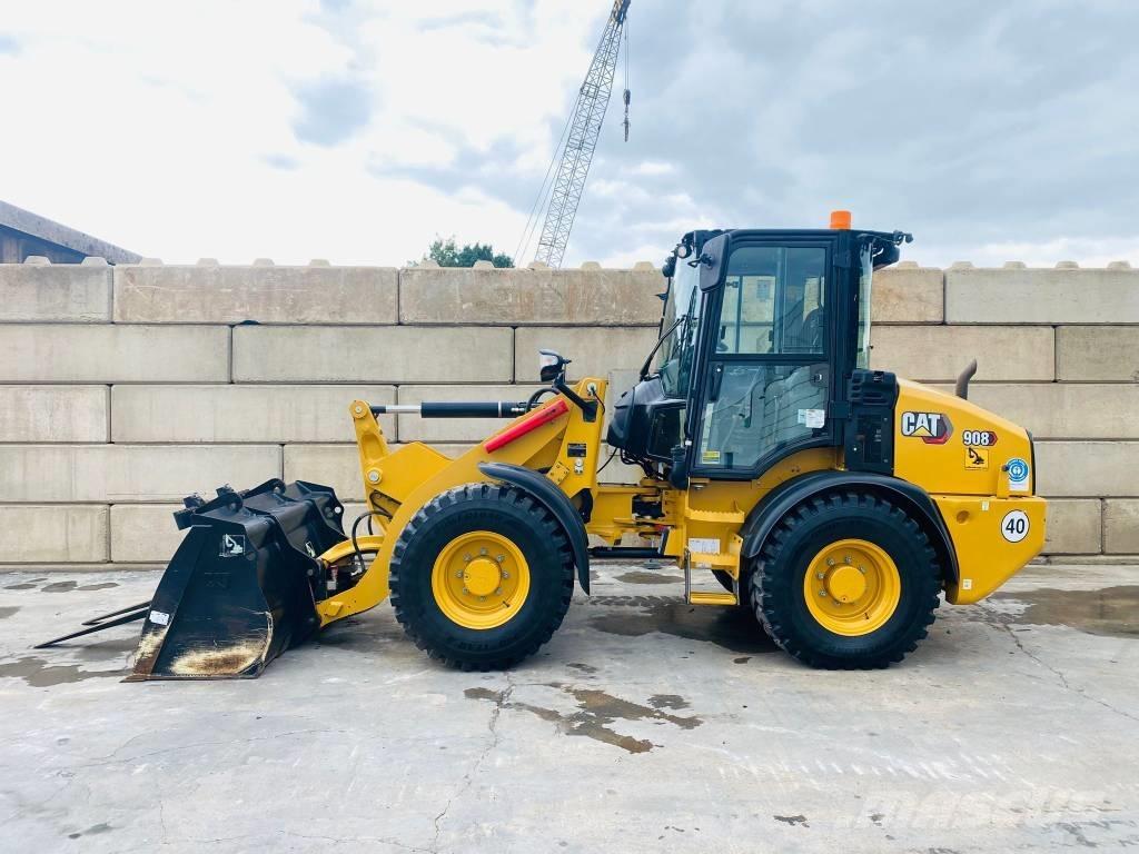 CAT 908-14a Pale gommate