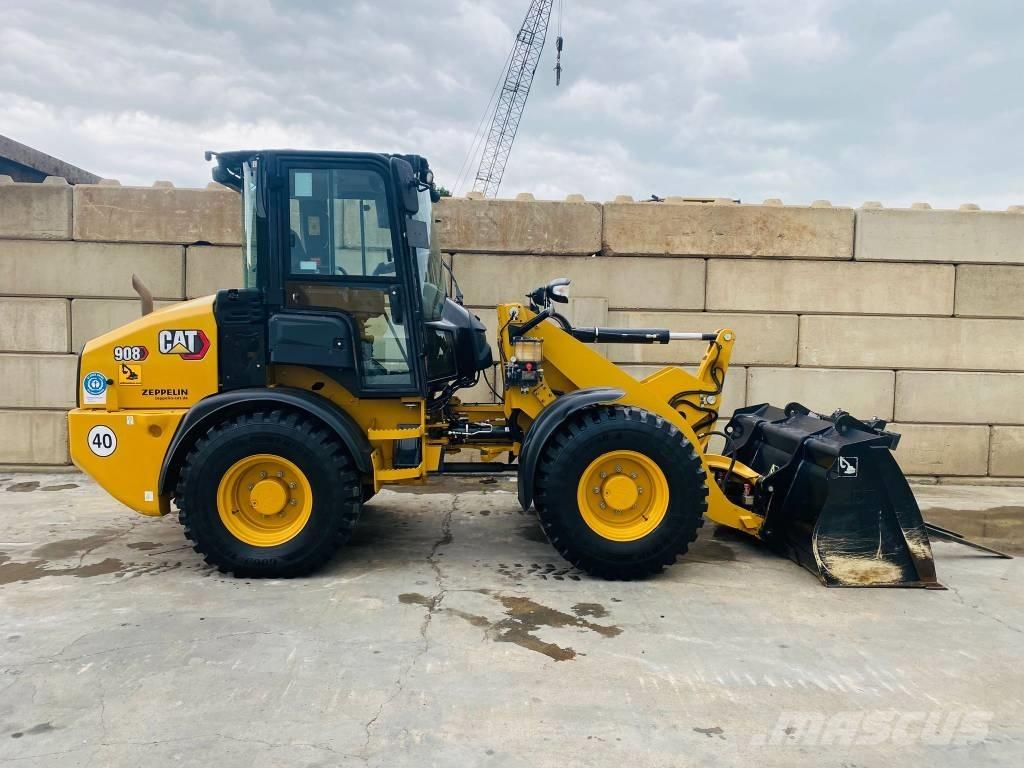 CAT 908-14a Pale gommate