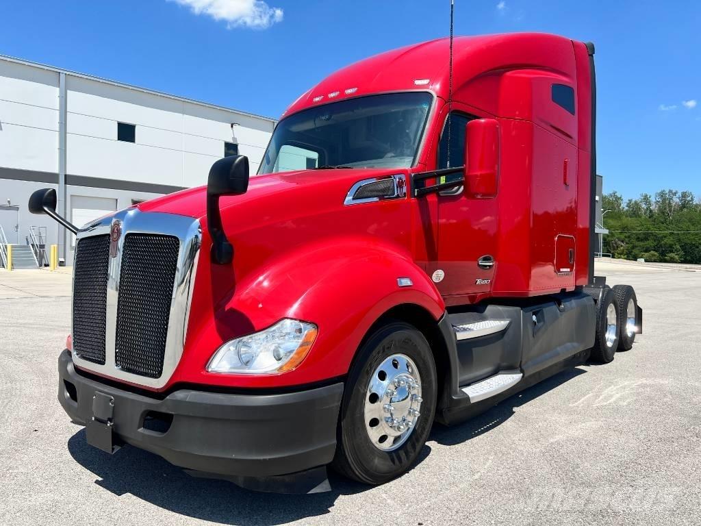 Kenworth T 680 Motrici e Trattori Stradali