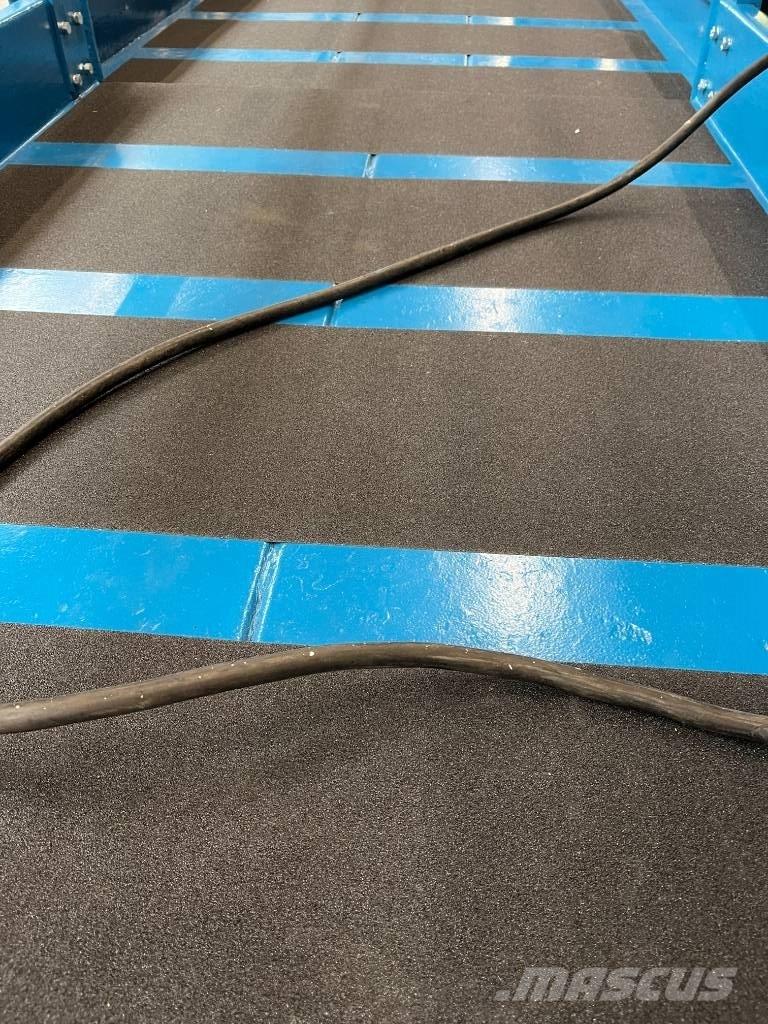  up richt X32N Piattaforme a pantografo