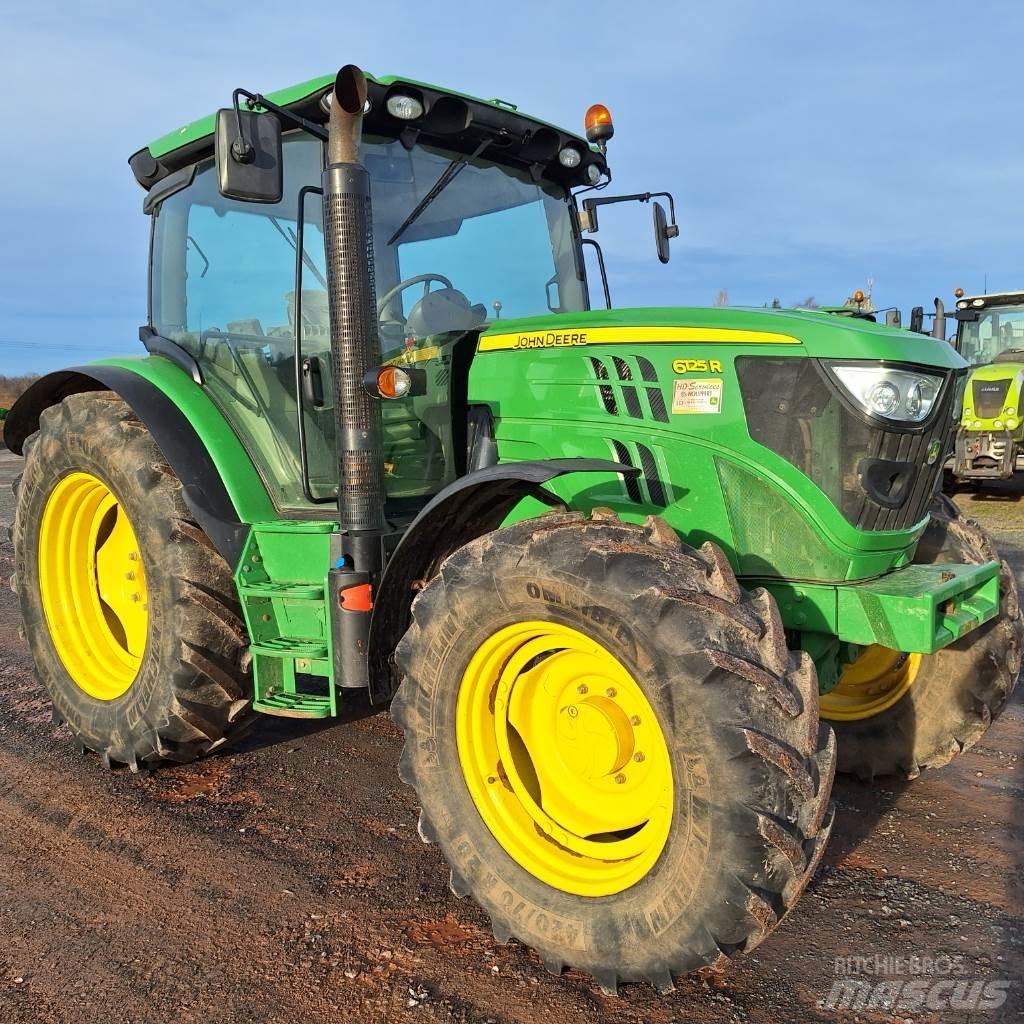 John Deere 6125R Trattori
