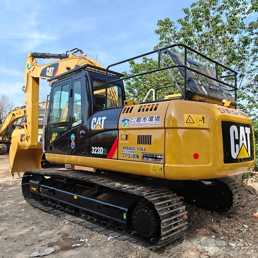 CAT 323D2L Escavatori cingolati