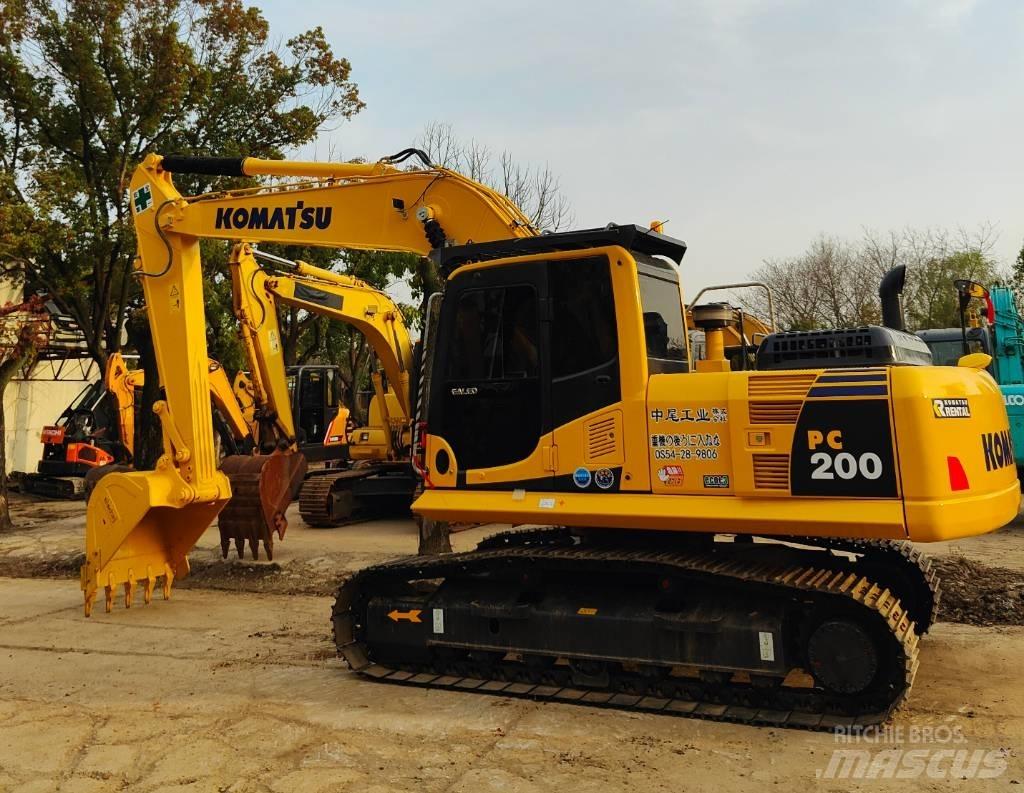 Komatsu PC200 Escavatori cingolati