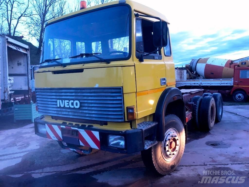 Iveco 330-26 Camion altro
