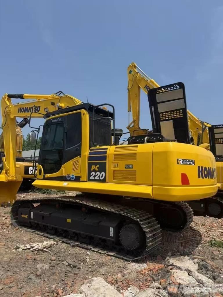 Komatsu 220LC-8 Escavatori cingolati