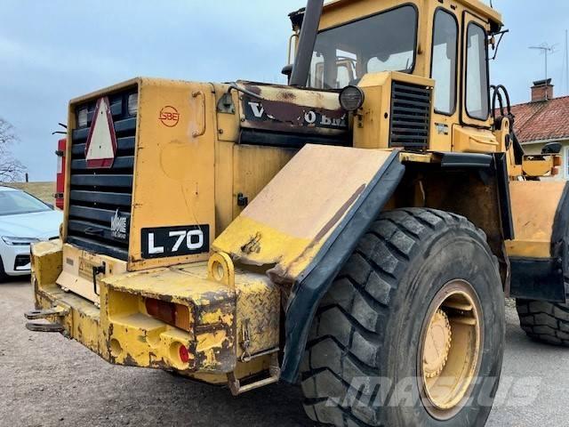 Volvo BM L 70 Pale gommate